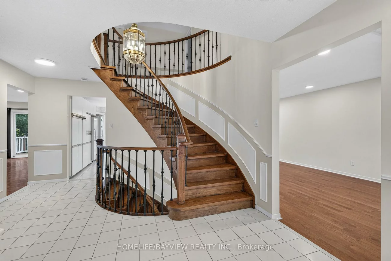 183, Old Surrey, South Richvale, Richmond Hill
