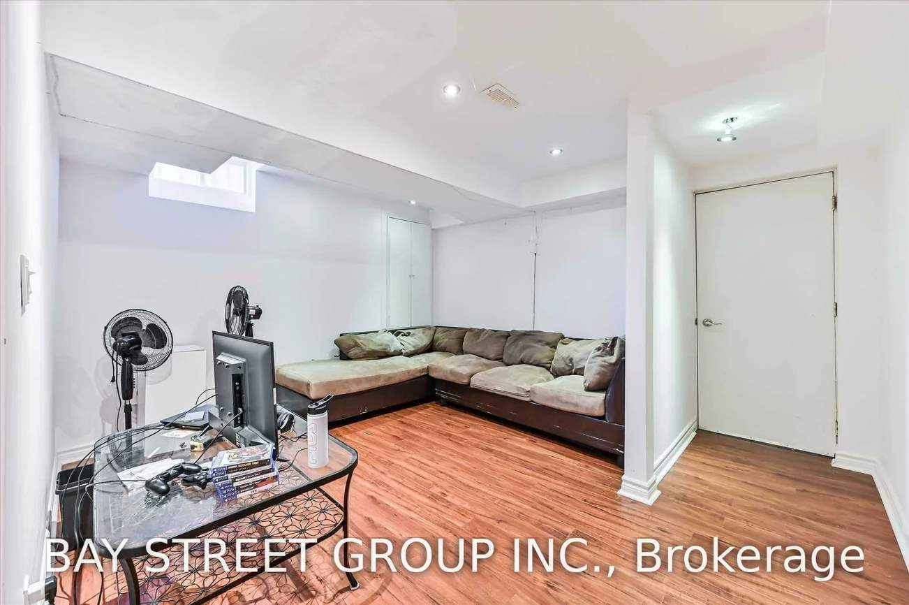 31, Levellands, Langstaff, Richmond Hill