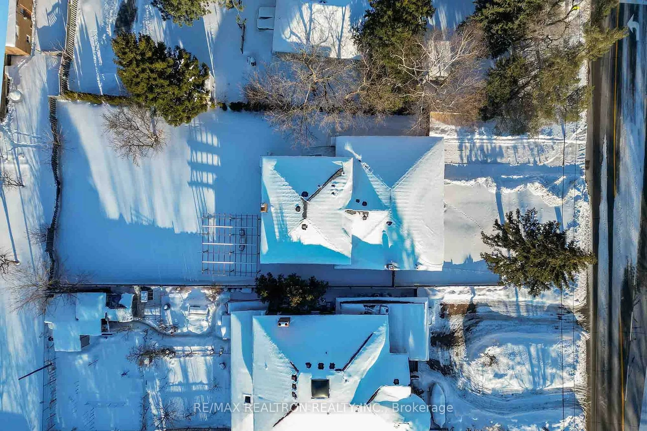 116, Weldrick, North Richvale, Richmond Hill