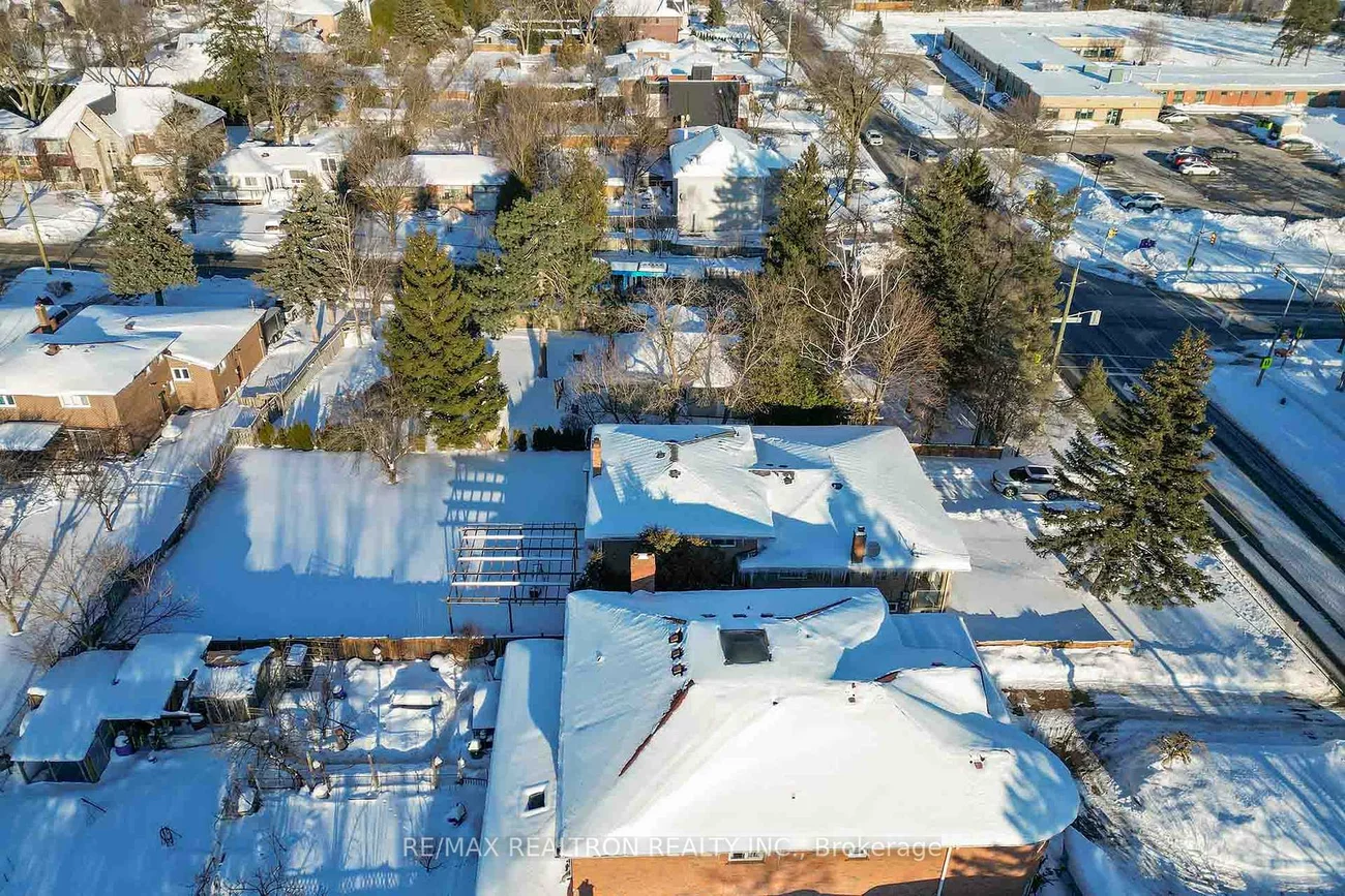 116, Weldrick, North Richvale, Richmond Hill