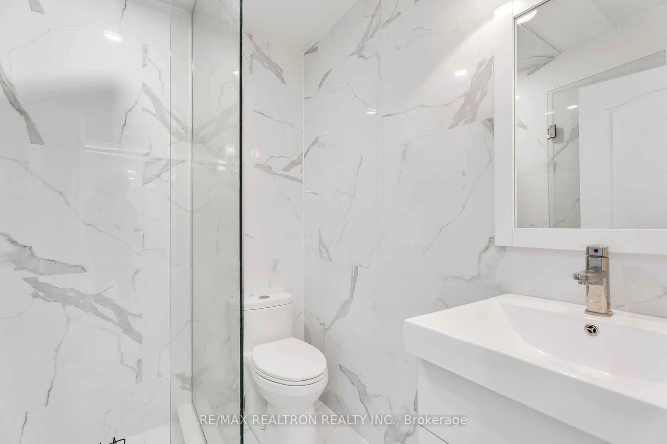 116, Weldrick, North Richvale, Richmond Hill