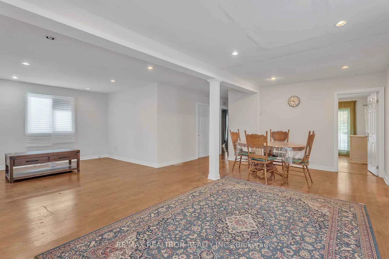 114, Weldrick, North Richvale, Richmond Hill