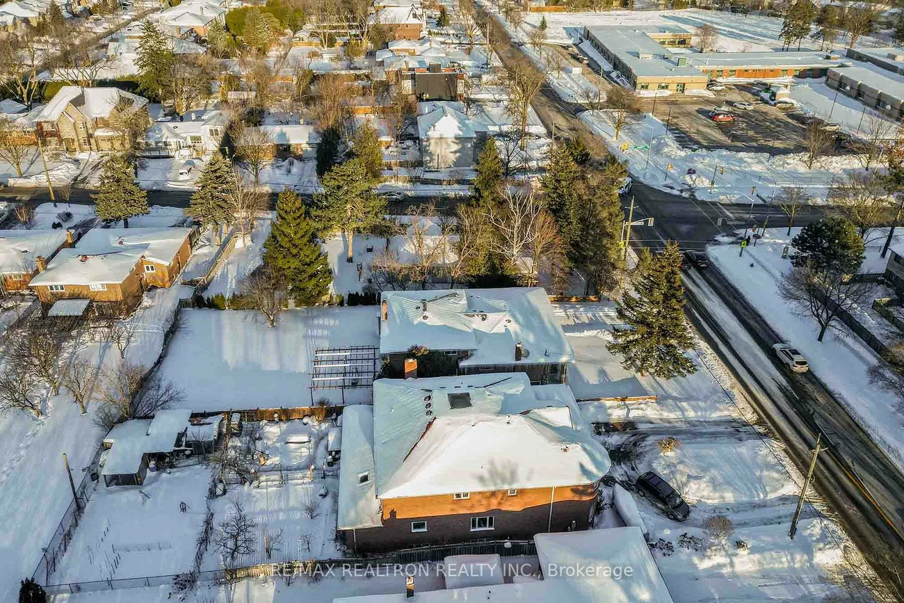 114, Weldrick, North Richvale, Richmond Hill