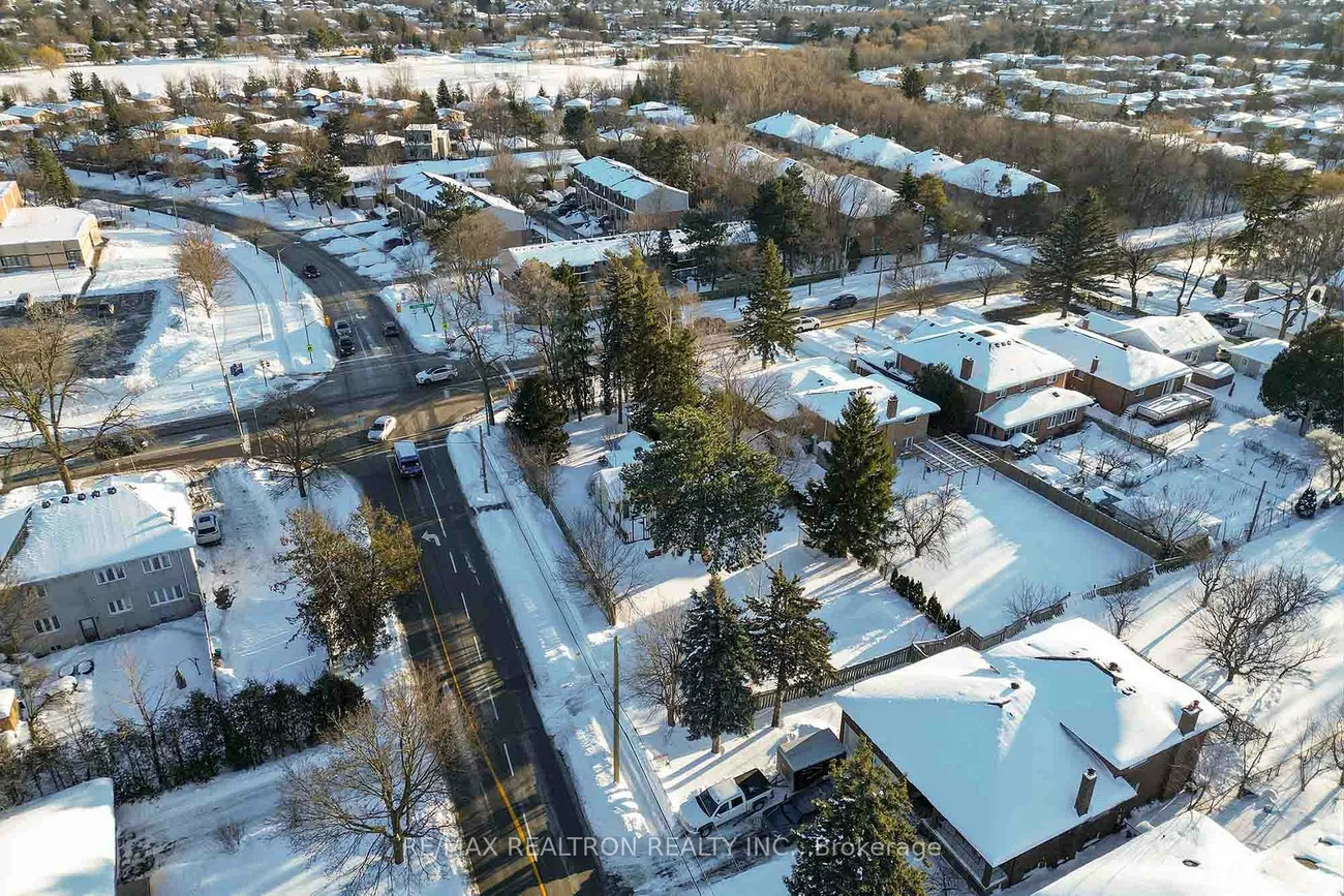 114, Weldrick, North Richvale, Richmond Hill