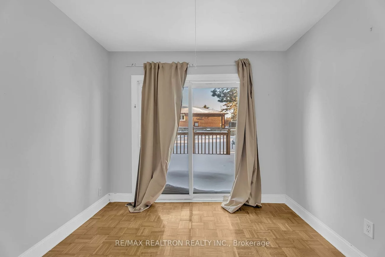 114, Weldrick, North Richvale, Richmond Hill