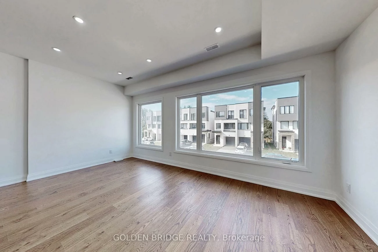 21, Persica, Oak Ridges, Richmond Hill