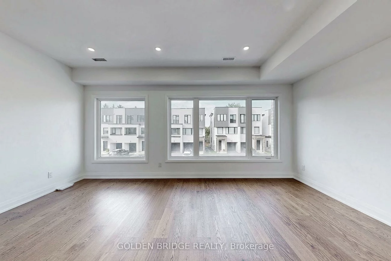 21, Persica, Oak Ridges, Richmond Hill