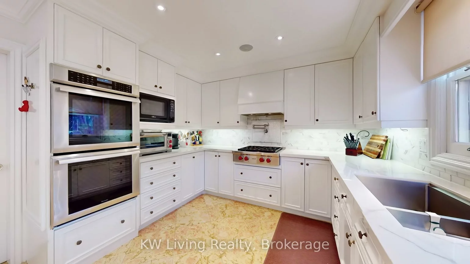 40, King's Cross, Bayview Hill, Richmond Hill