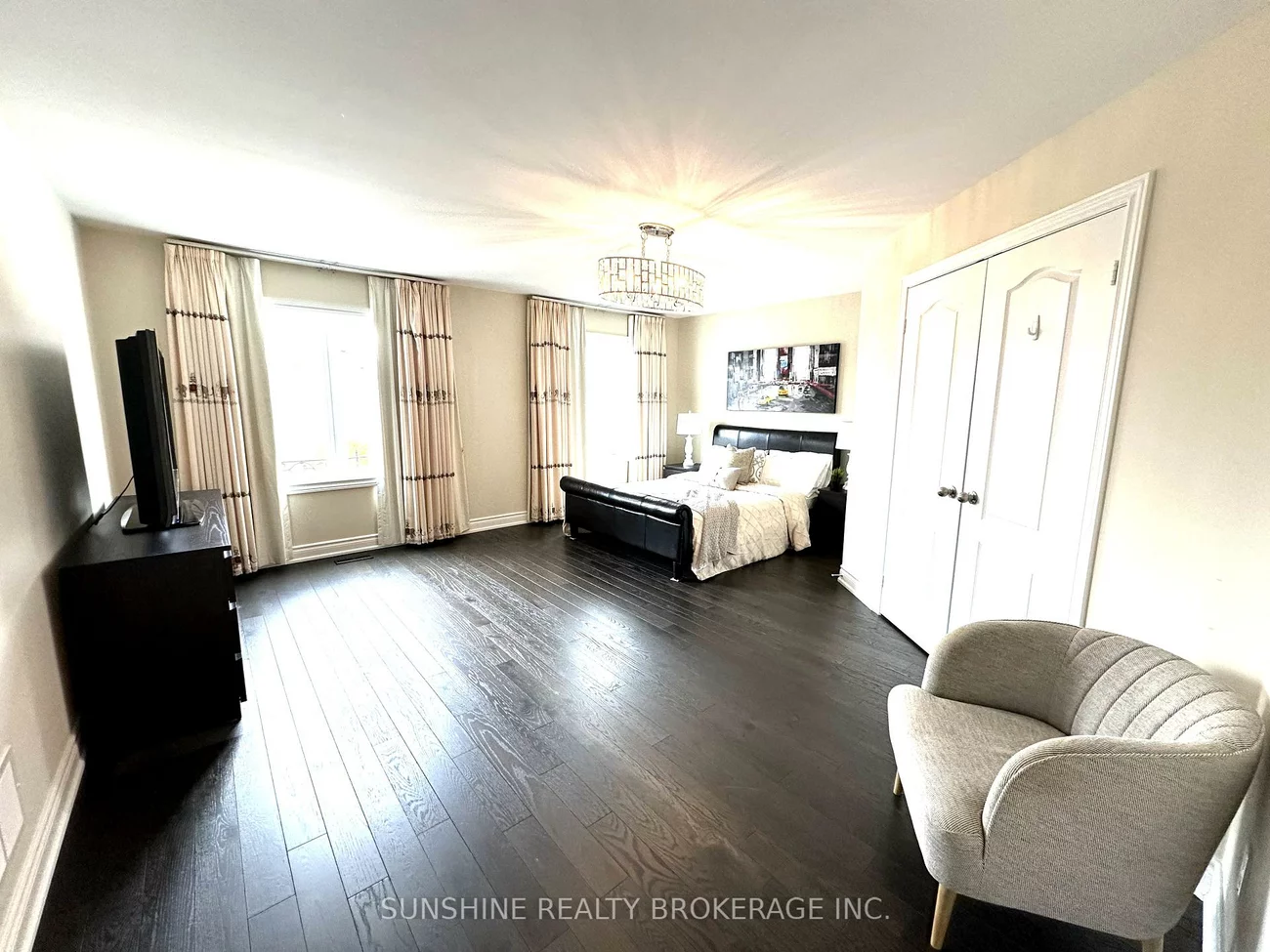 61, Henricks, Bayview Hill, Richmond Hill