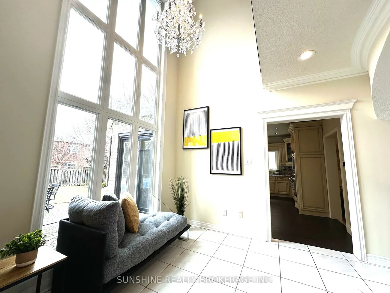 61, Henricks, Bayview Hill, Richmond Hill