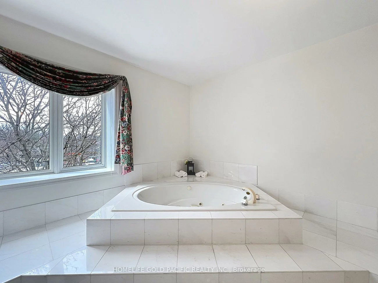 9, Gardiner, Bayview Hill, Richmond Hill