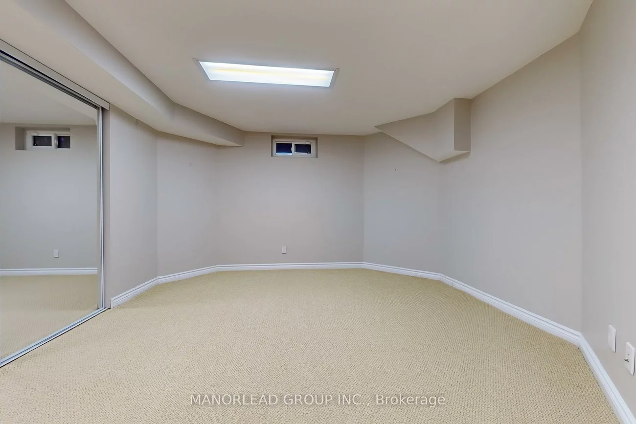21, Dunloe, Bayview Hill, Richmond Hill