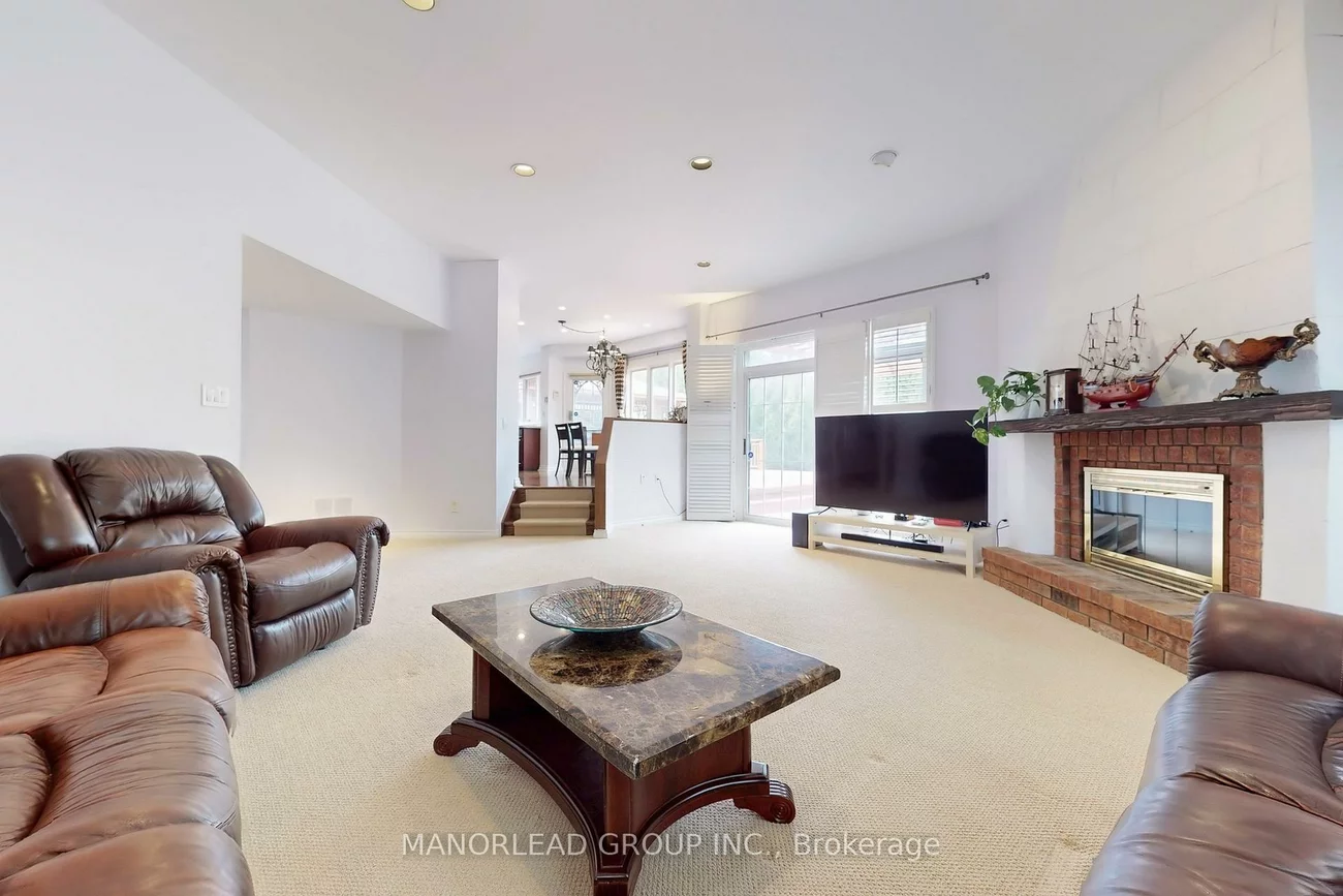 21, Dunloe, Bayview Hill, Richmond Hill