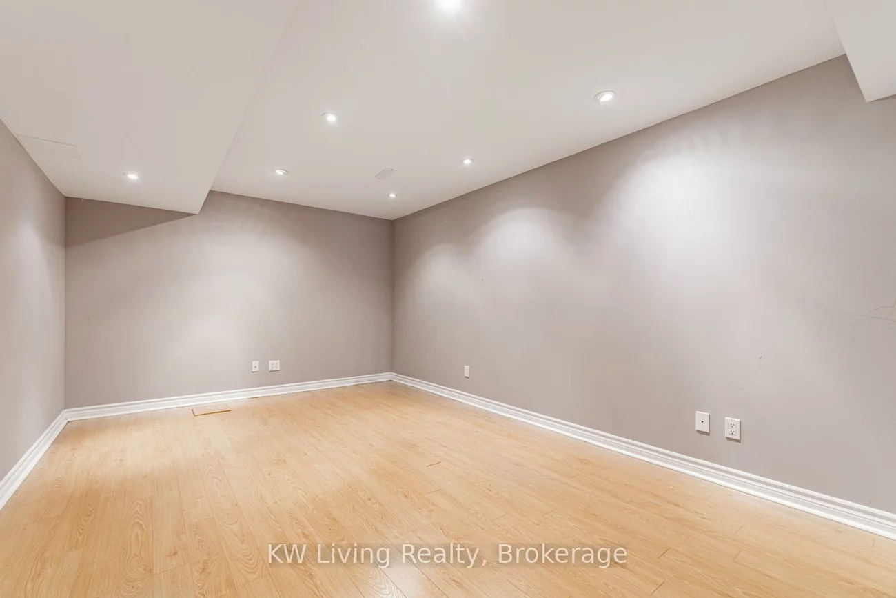 450, Worthington, Oak Ridges Lake Wilcox, Richmond Hill