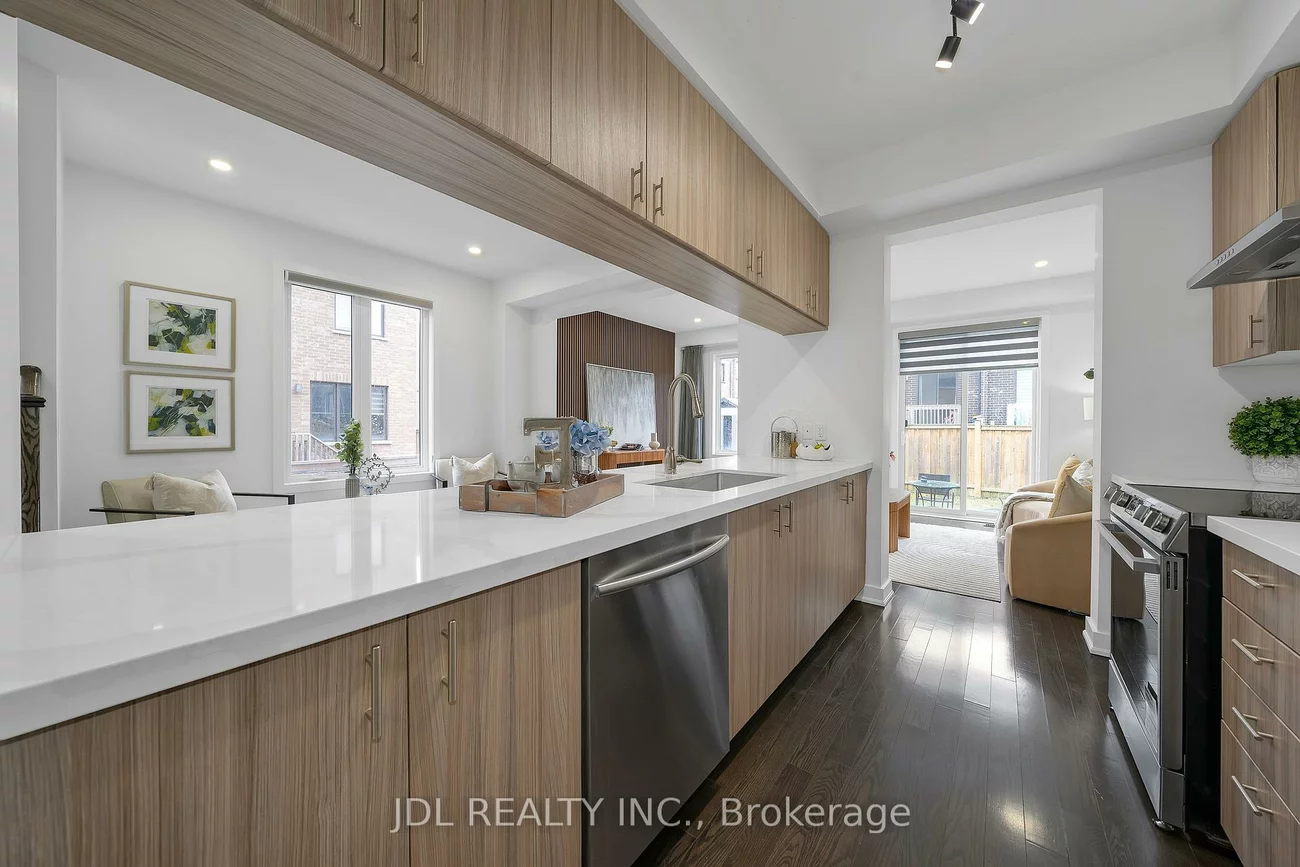 103, Denarius, Oak Ridges Lake Wilcox, Richmond Hill