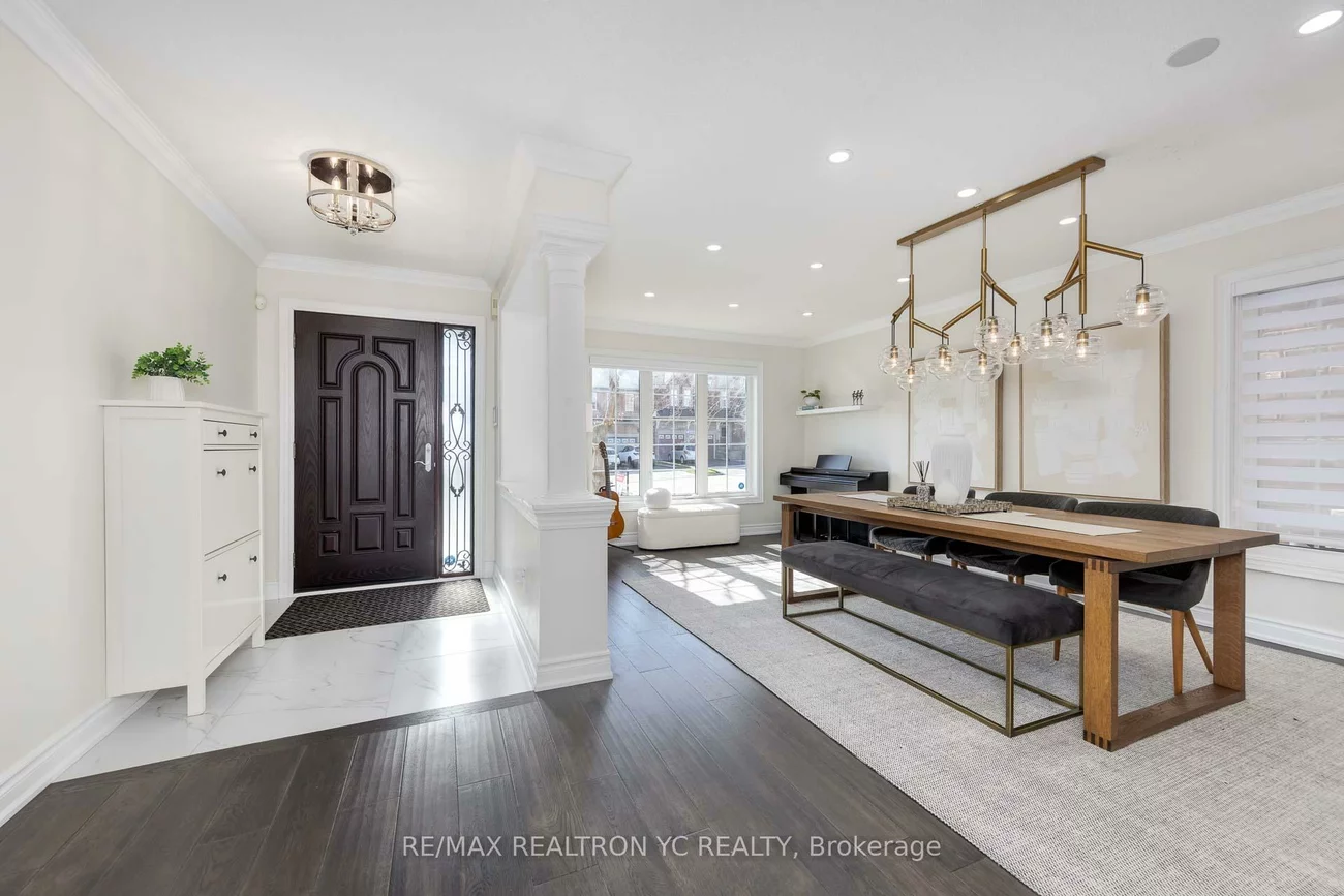 9, Rollinghill, Jefferson, Richmond Hill