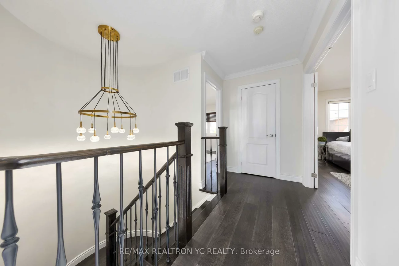 9, Rollinghill, Jefferson, Richmond Hill
