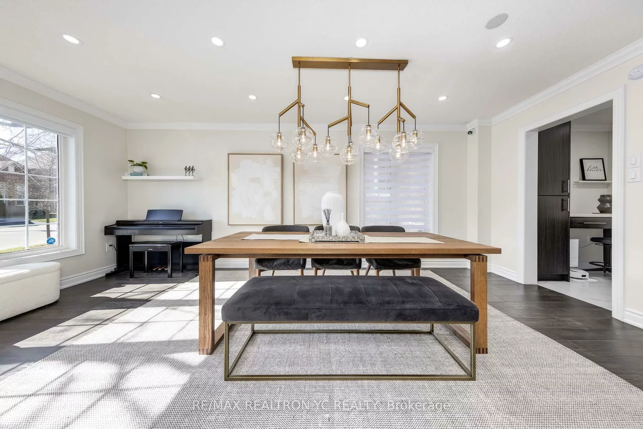 9, Rollinghill, Jefferson, Richmond Hill