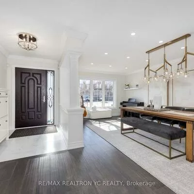 9, Rollinghill, Jefferson, Richmond Hill