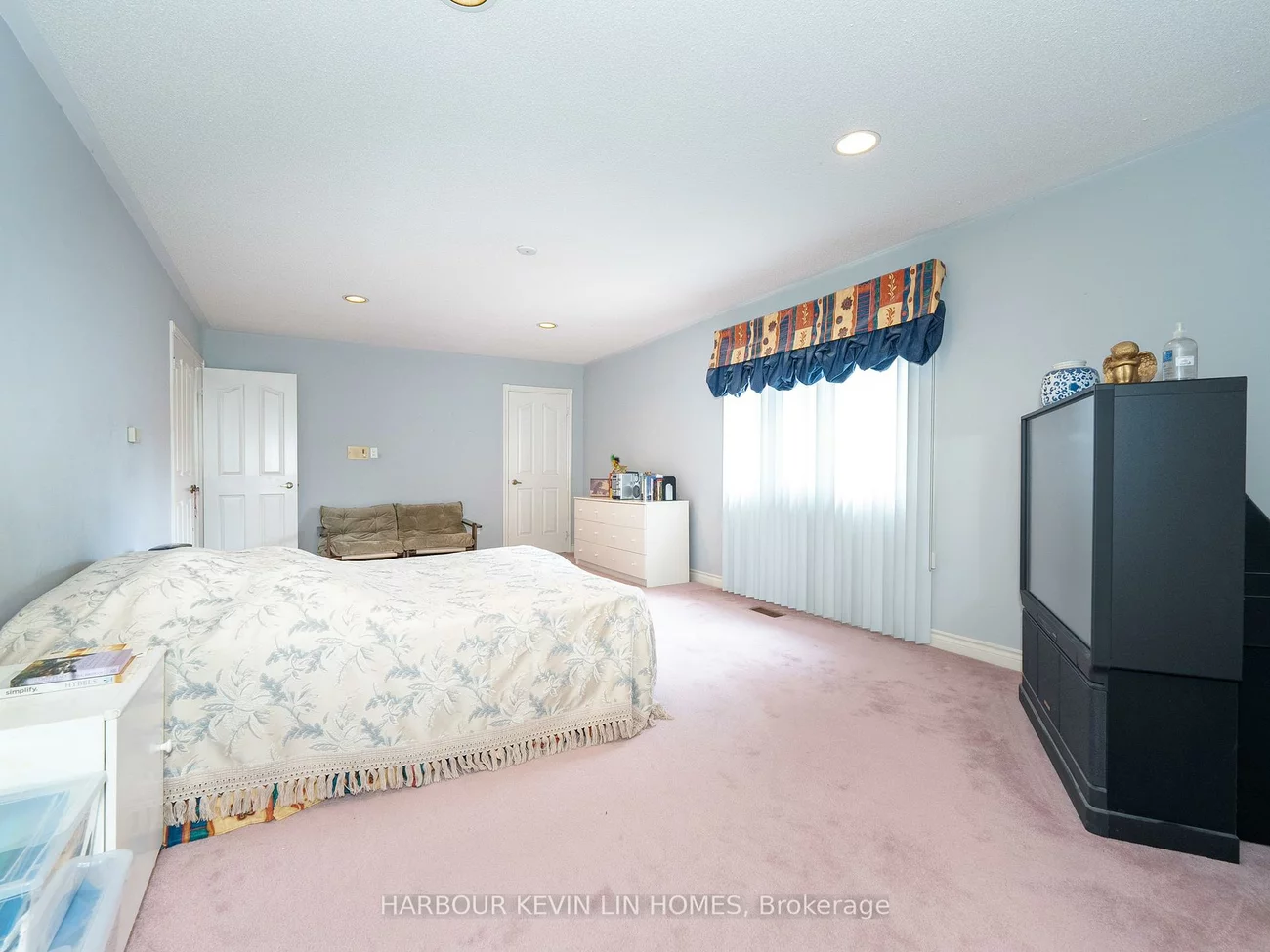 19, Alexandra, Bayview Hill, Richmond Hill