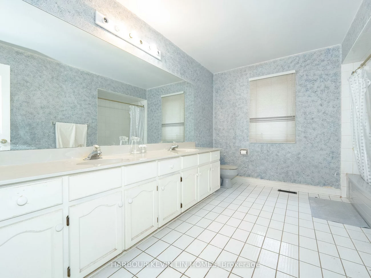 19, Alexandra, Bayview Hill, Richmond Hill