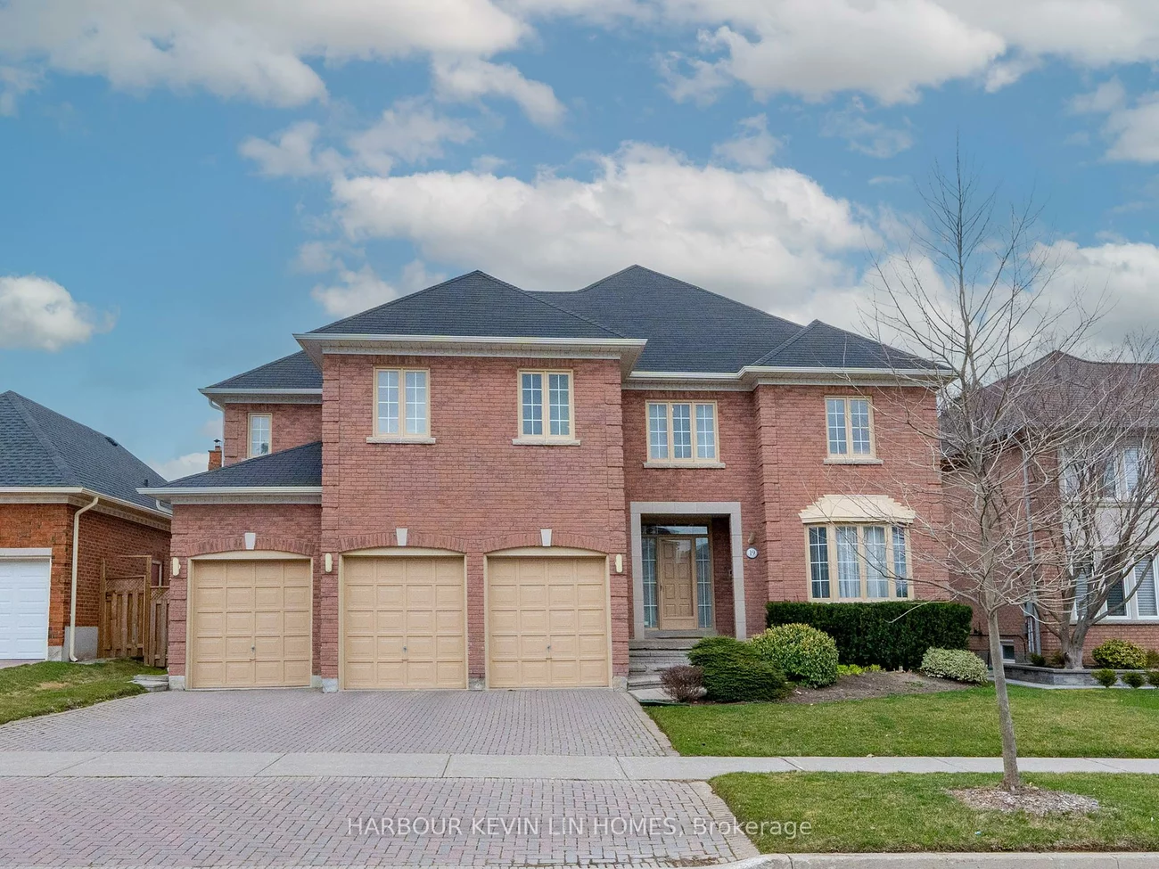 19, Alexandra, Bayview Hill, Richmond Hill