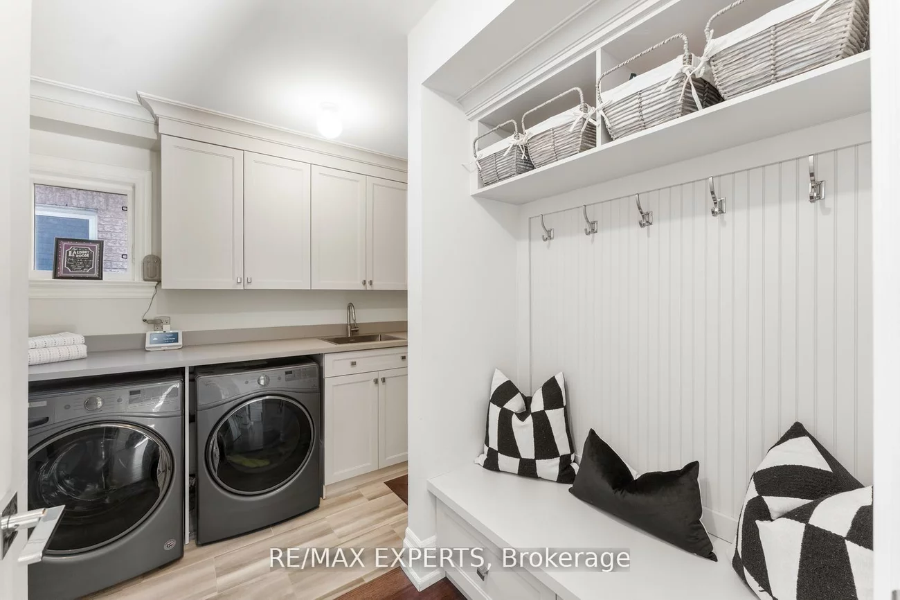 8, Wildflower, Oak Ridges, Richmond Hill
