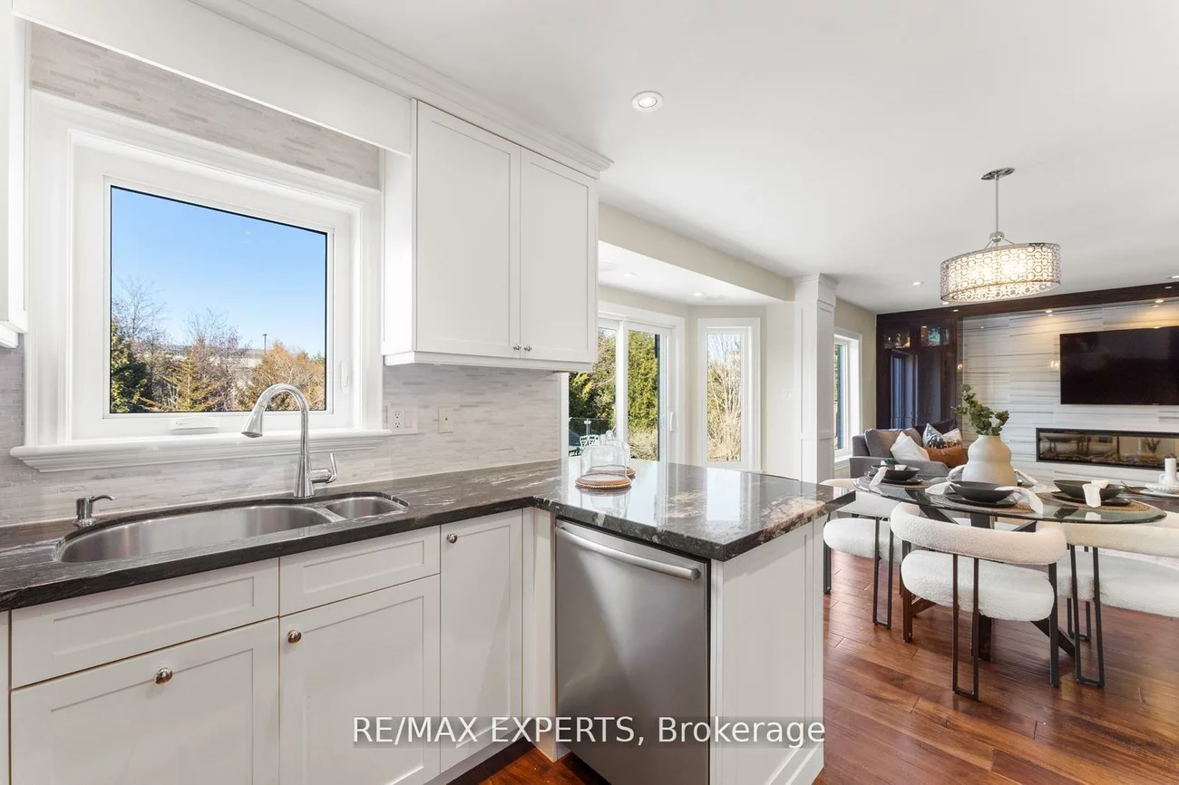 8, Wildflower, Oak Ridges, Richmond Hill
