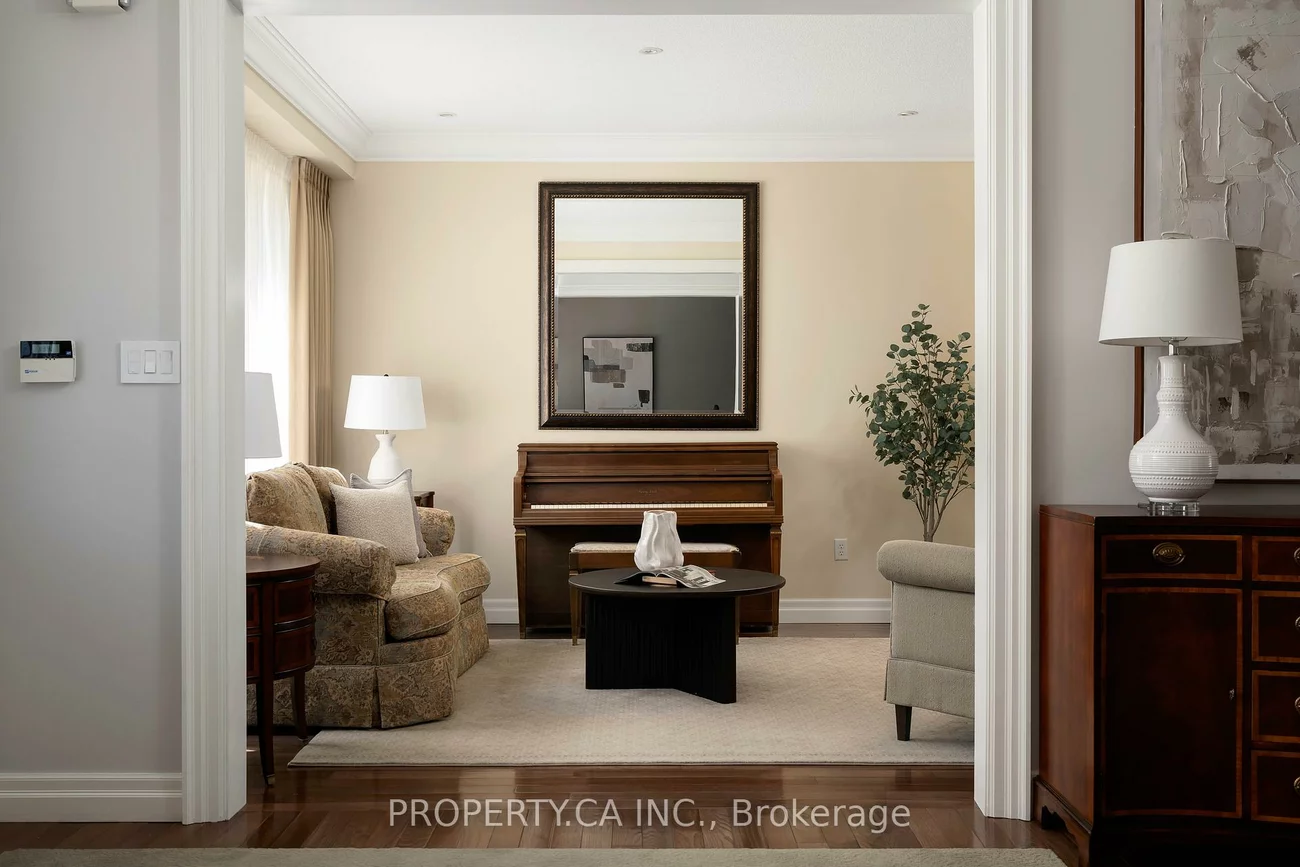 6, Platinum, Jefferson, Richmond Hill