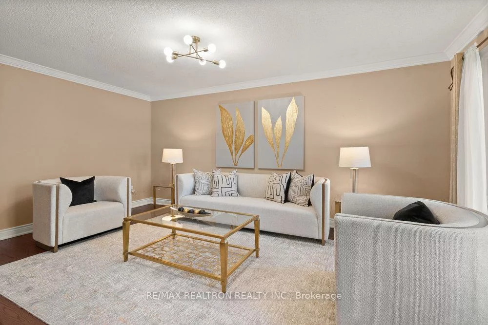 27, Ellsworth, Mill Pond, Richmond Hill