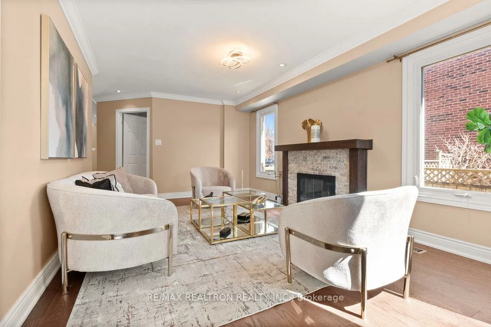 27, Ellsworth, Mill Pond, Richmond Hill