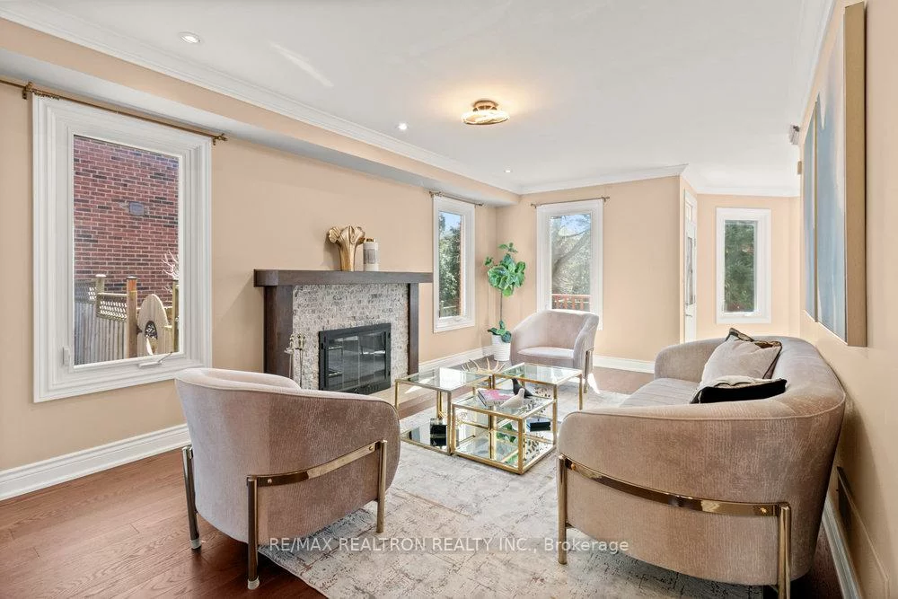 27, Ellsworth, Mill Pond, Richmond Hill