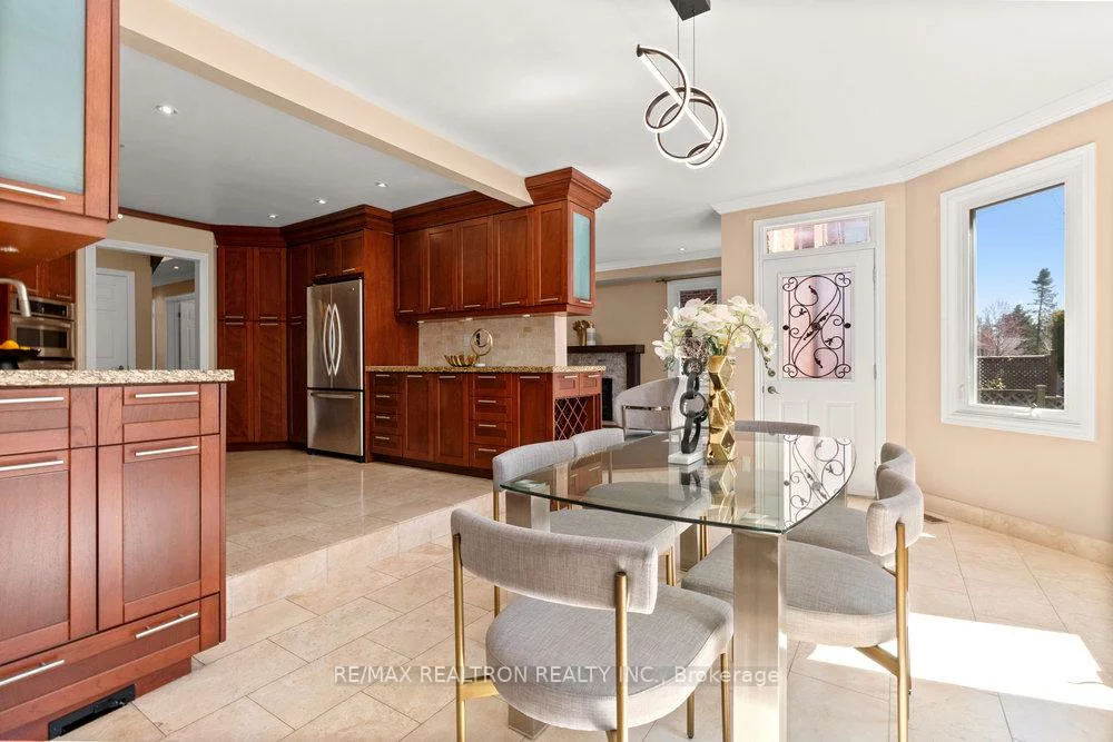 27, Ellsworth, Mill Pond, Richmond Hill
