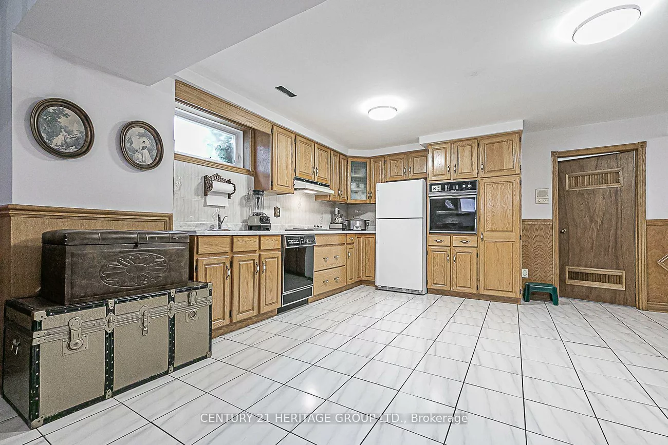 33, May, North Richvale, Richmond Hill