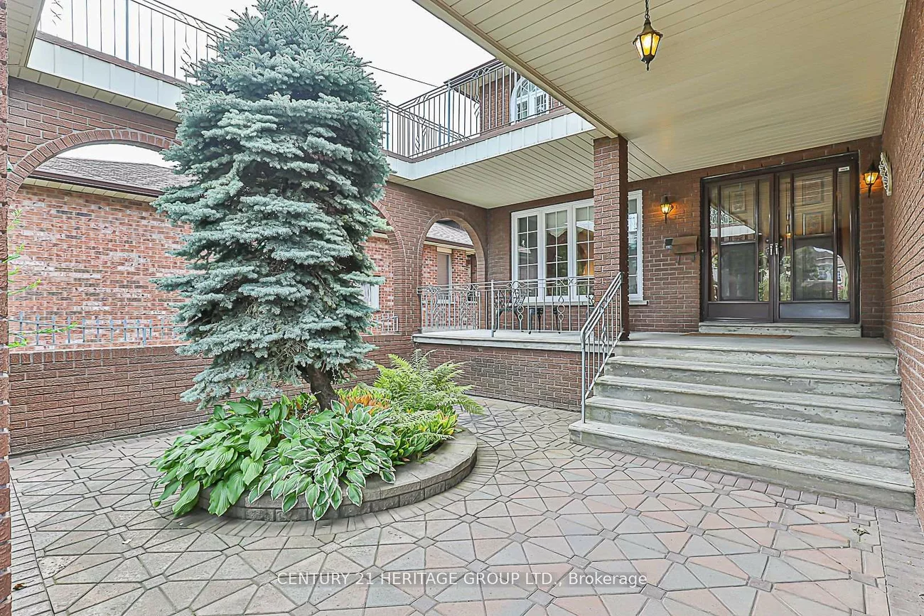 33, May, North Richvale, Richmond Hill