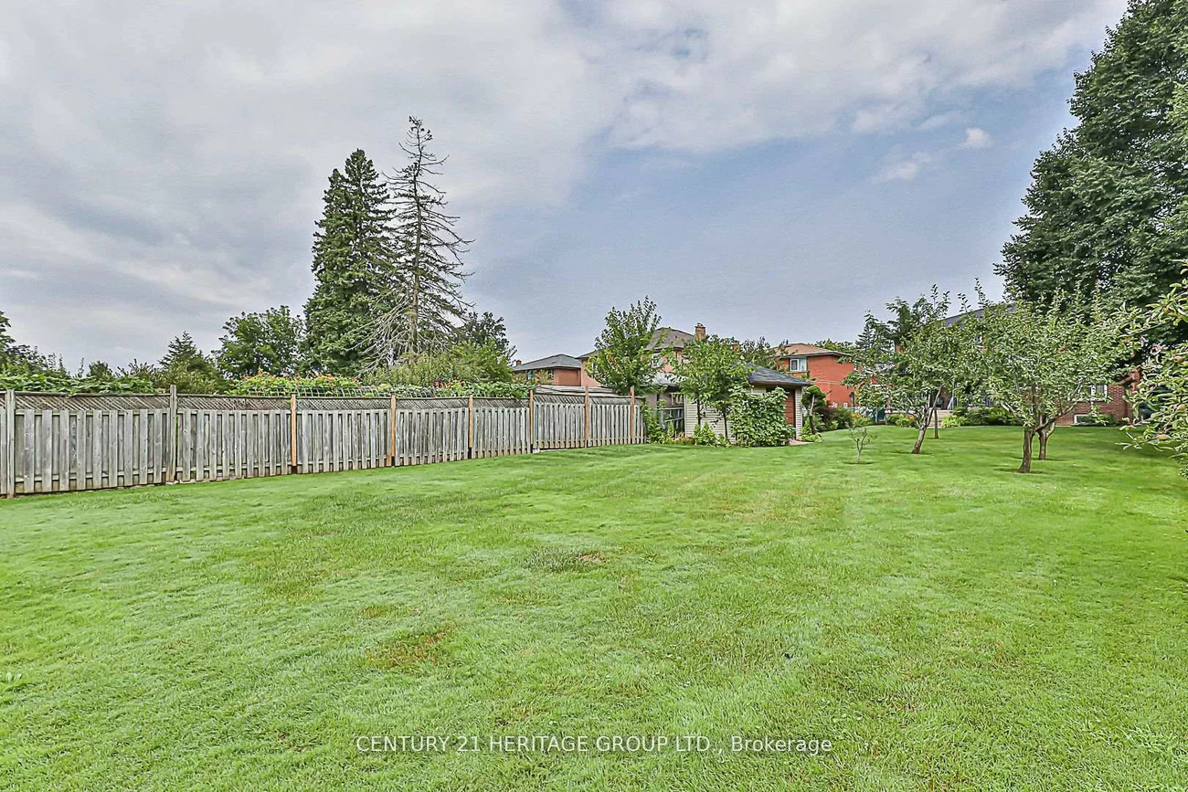 33, May, North Richvale, Richmond Hill