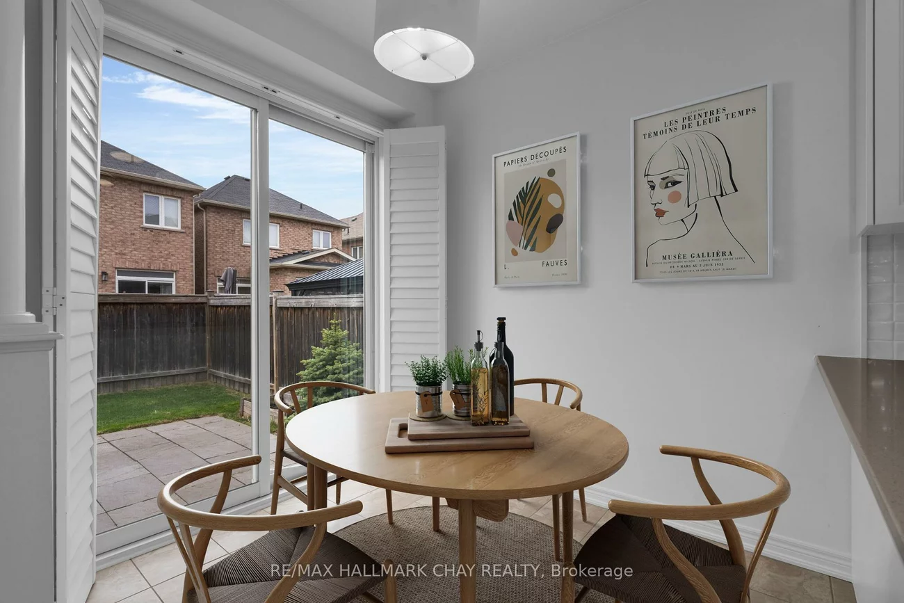 69, pavlova, Oak Ridges, Richmond Hill