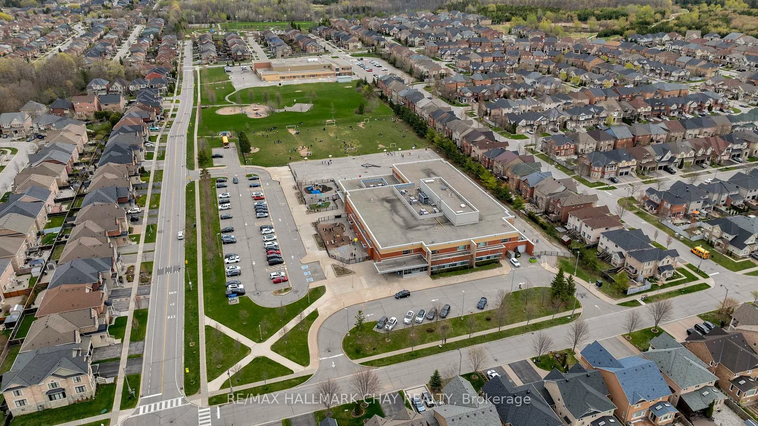 69, pavlova, Oak Ridges, Richmond Hill