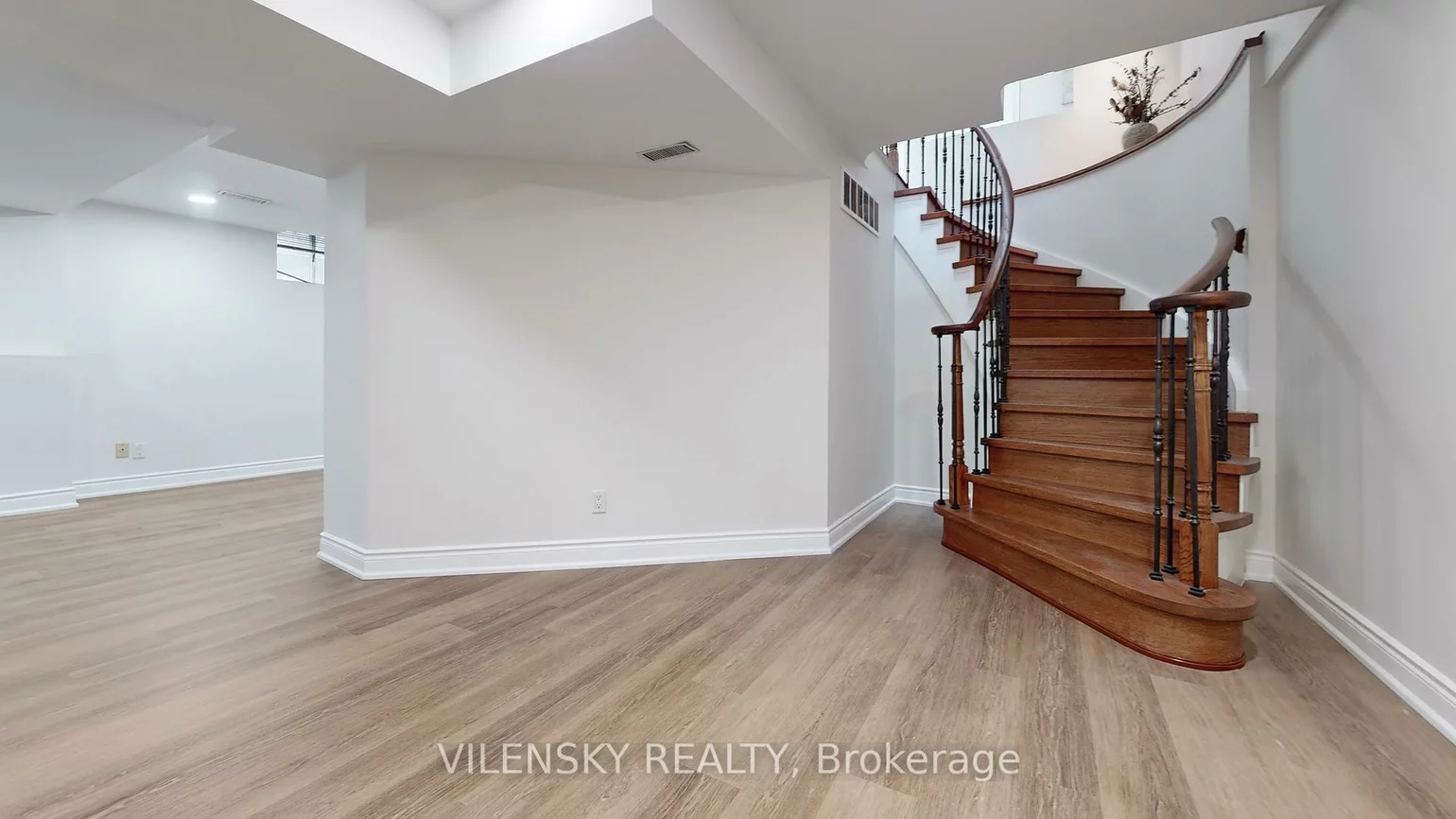 15, Hart, North Richvale, Richmond Hill