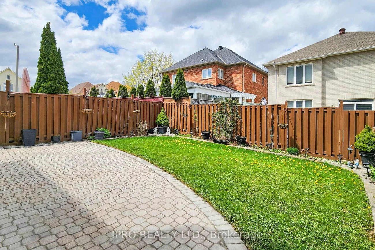 4, Copperstone, Rouge Woods, Richmond Hill