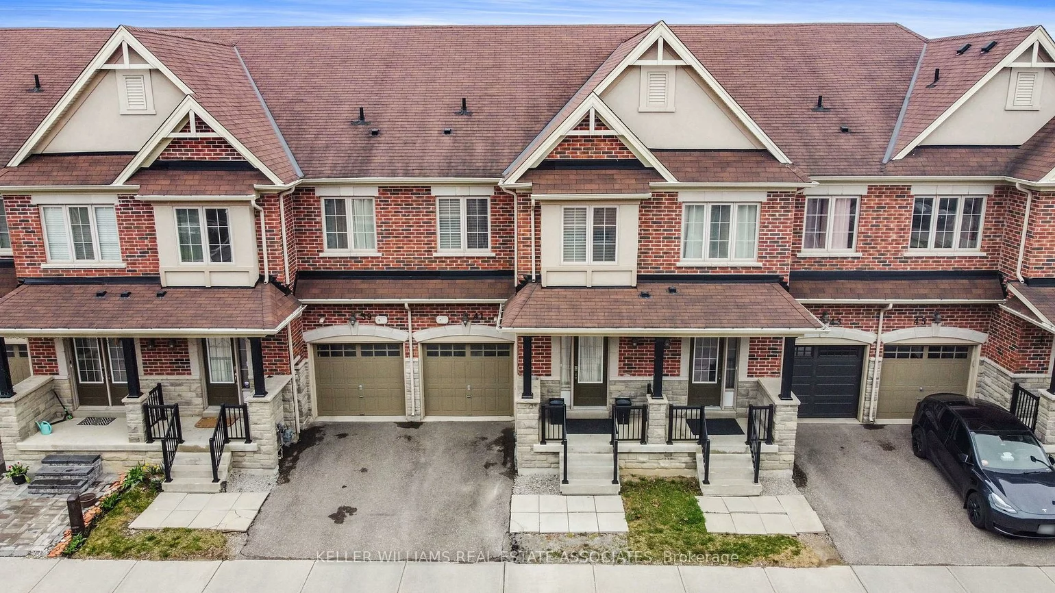 41, Mazarine, Westbrook, Richmond Hill