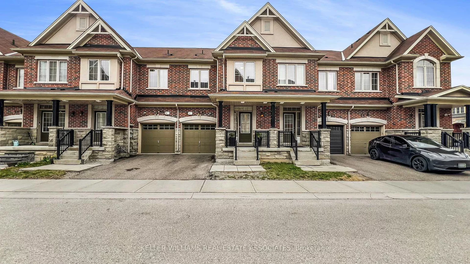 41, Mazarine, Westbrook, Richmond Hill
