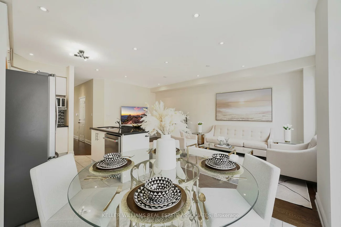 41, Mazarine, Westbrook, Richmond Hill