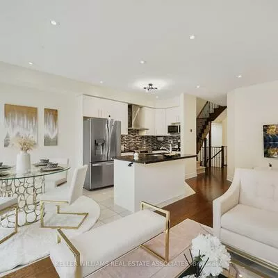 41, Mazarine, Westbrook, Richmond Hill