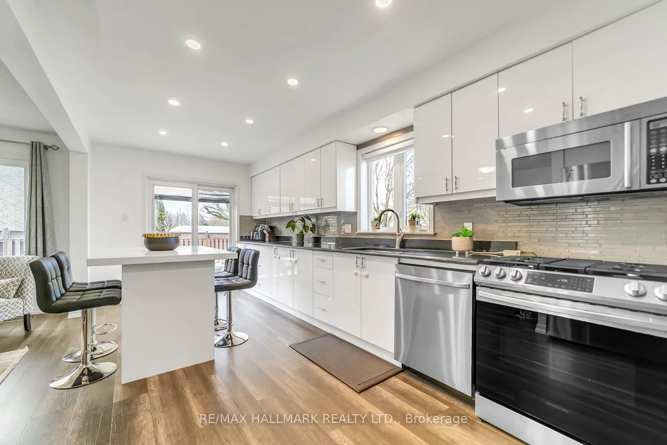 2, Cedarhurst, Devonsleigh, Richmond Hill