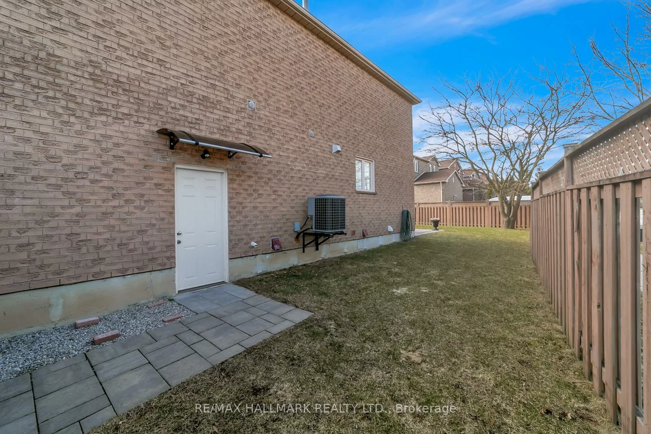 2, Cedarhurst, Devonsleigh, Richmond Hill
