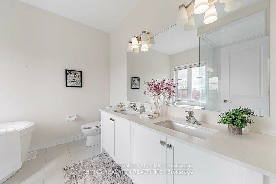 175, Bawden, Rural Richmond Hill, Richmond Hill