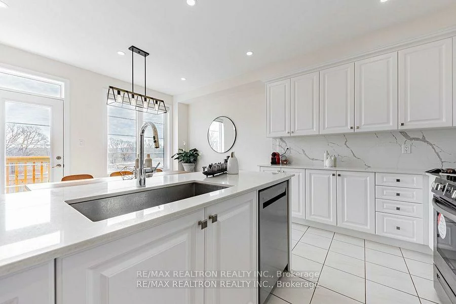 175, Bawden, Rural Richmond Hill, Richmond Hill