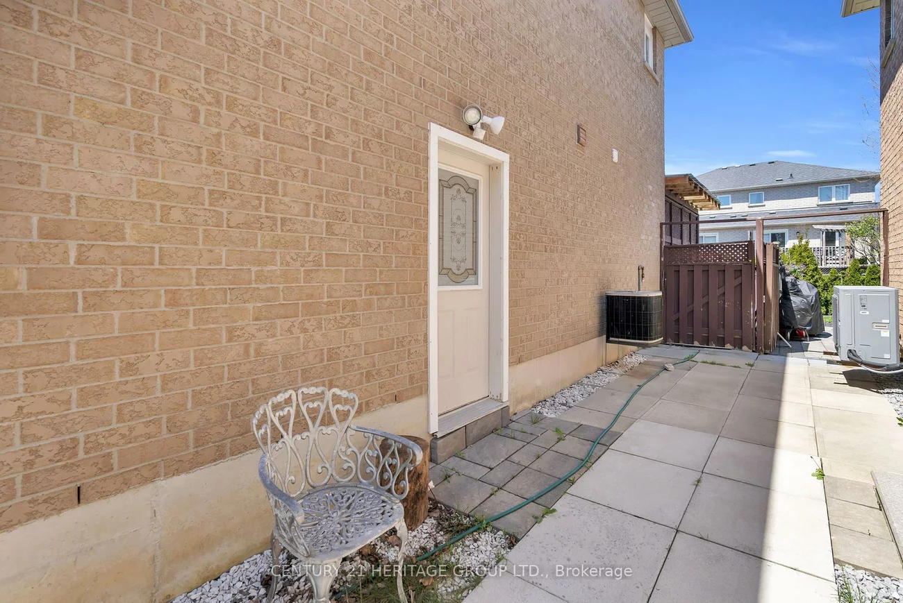 68, Silverdart, Oak Ridges, Richmond Hill