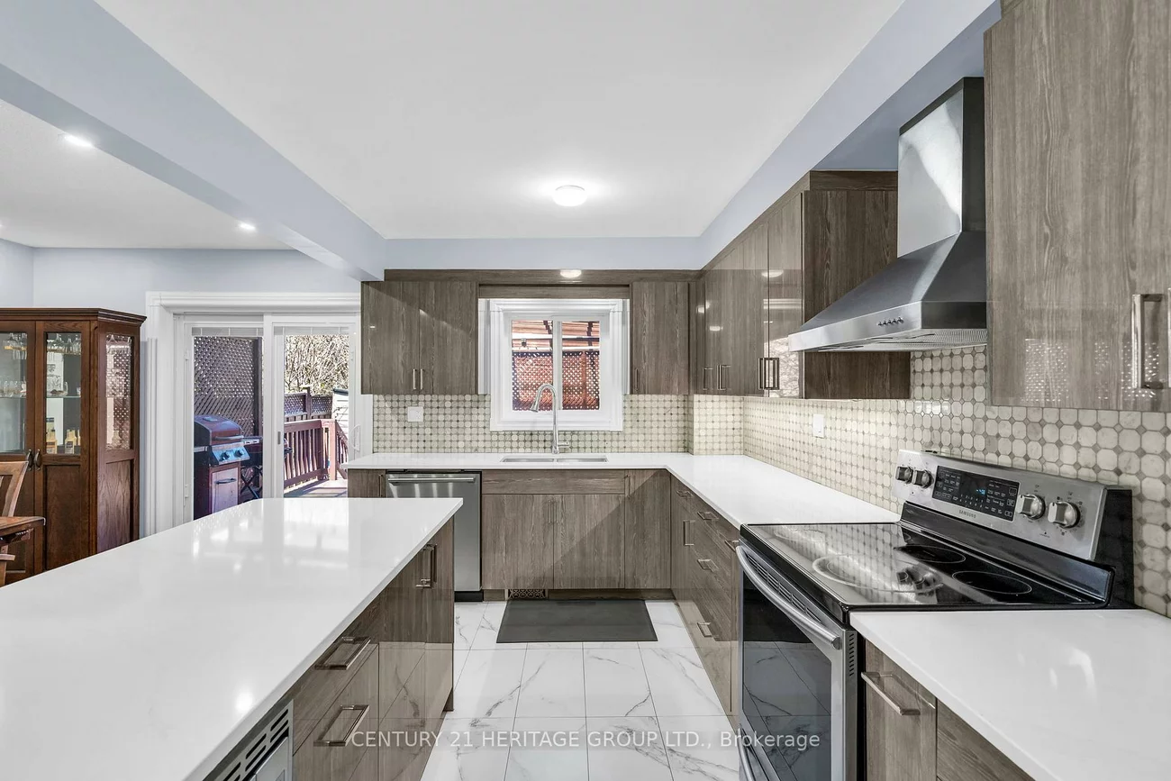 68, Silverdart, Oak Ridges, Richmond Hill
